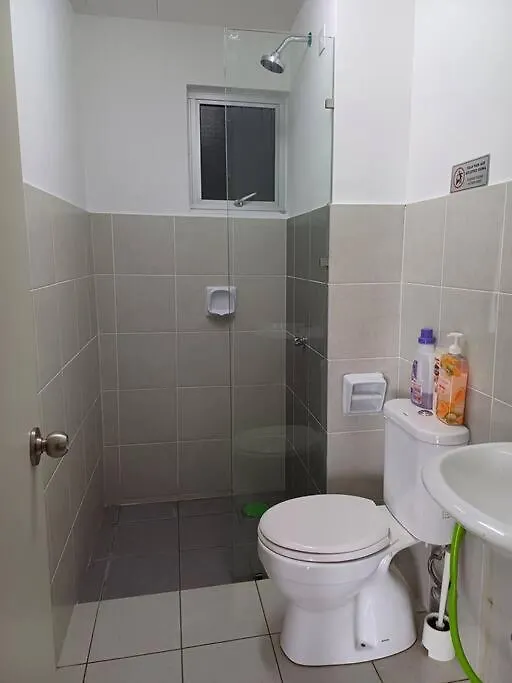 Homestay Klia Putrajaya Sepang 0*,  Malaysia